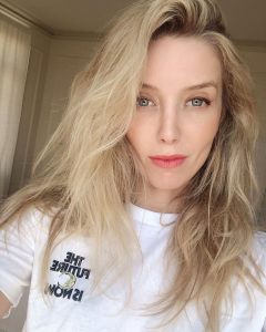 Annabelle Wallis